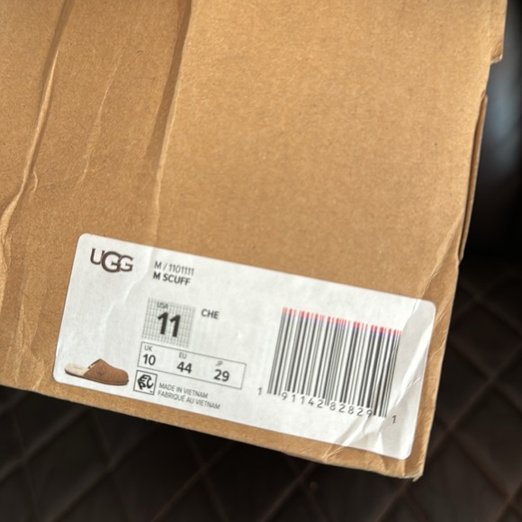 UGG Men's Scuff Logo Slipper - Picture 3 of 5